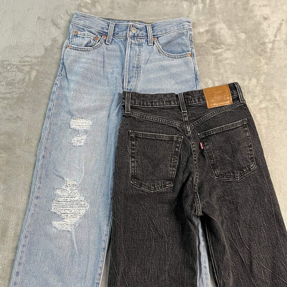 Lot of 2 Levis Jeans Women 25 Ribcage Straight Ankle Black Blue Distressed Denim